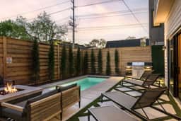 Sunny Modern Oasis - Image 5