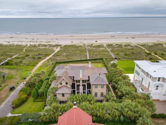 Oceanfront Designer Estate • 6BR, Pool, Spa & Panoramic Ocean Views - Image 2