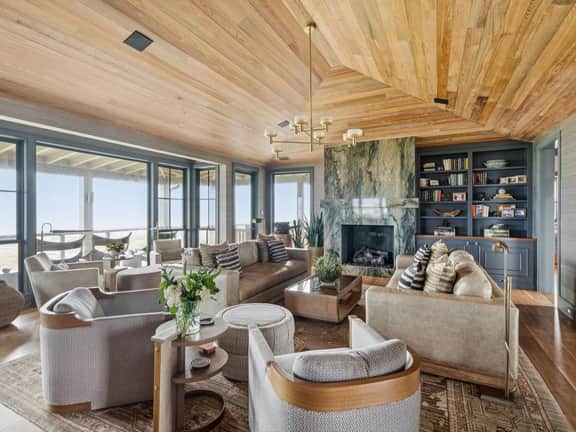 Oceanfront Designer Estate • 6BR, Pool, Spa & Panoramic Ocean Views - Image 5